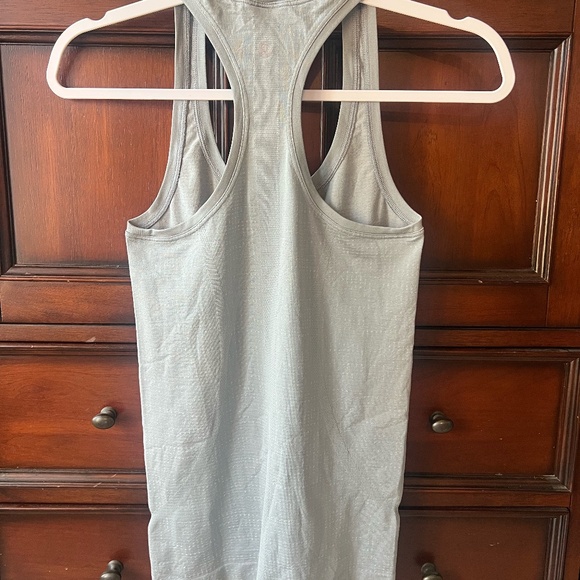 Lululemon Swiftly Tech Racerback Tank Top - Size 2 - Grey / Silver - [EUC, oo] - Picture 2 of 2